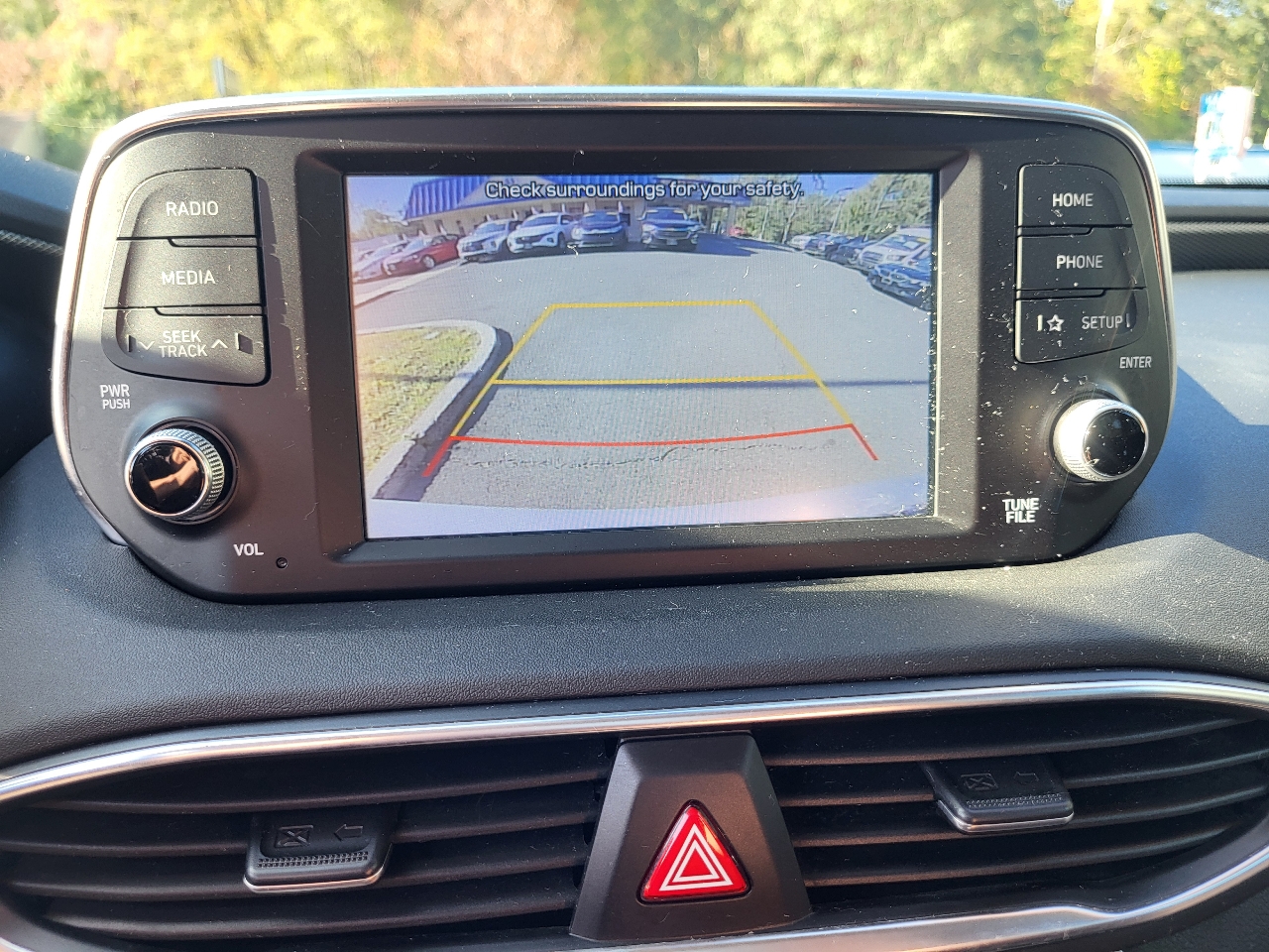 Hyundai Santa Fe SE 2.4 2019 Hyundai Santa Fe SE 2.4 2019