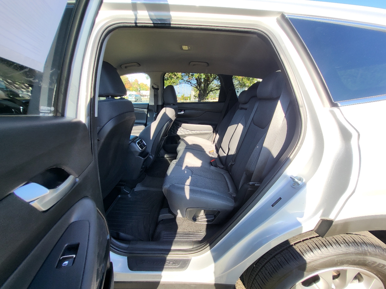 Hyundai Santa Fe SE 2.4 2019 Hyundai Santa Fe SE 2.4 2019