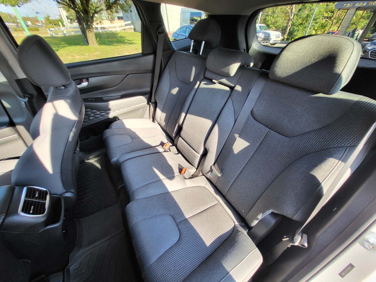 Hyundai Santa Fe SE 2.4 2019 Hyundai Santa Fe SE 2.4 2019