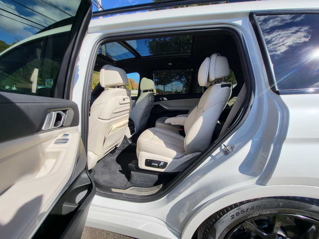 BMW X7 XDrive40i 4D SUV 2021 BMW X7 XDrive40i 4D SUV 2021