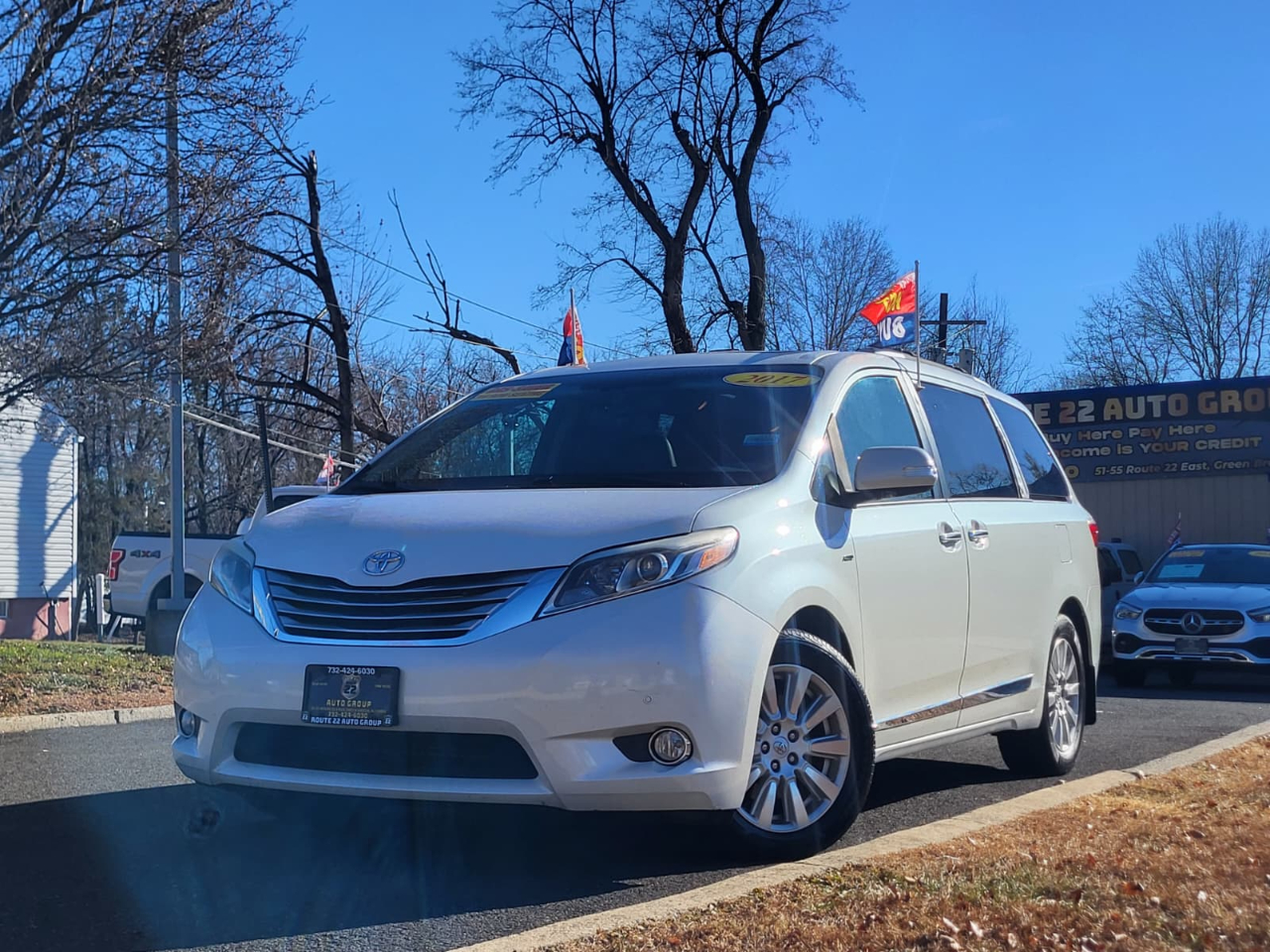 Toyota Sienna Limited Premium 7-Passenger 2017