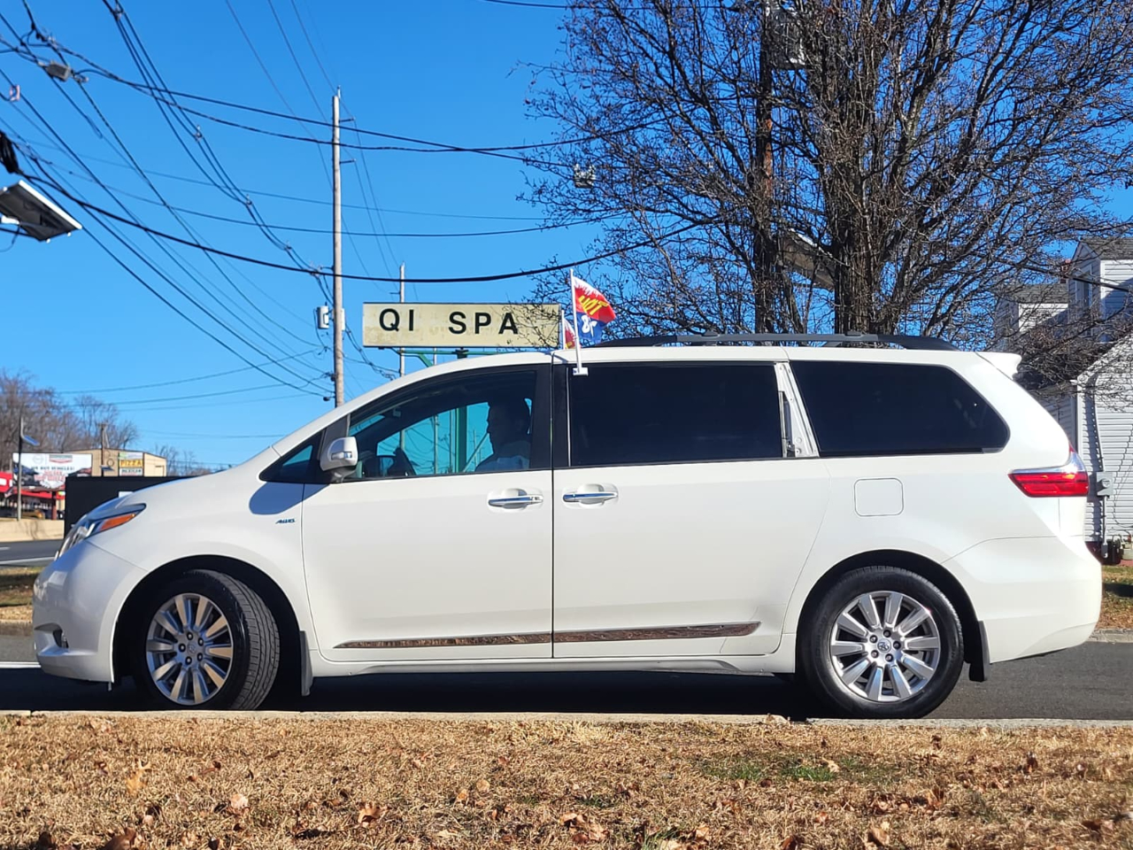 Toyota Sienna Limited Premium 7-Passenger 2017