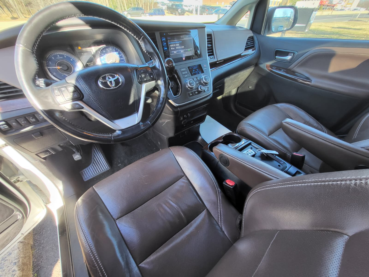 Toyota Sienna Limited Premium 7-Passenger 2017
