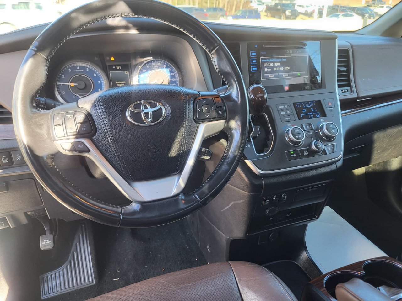 Toyota Sienna Limited Premium 7-Passenger 2017