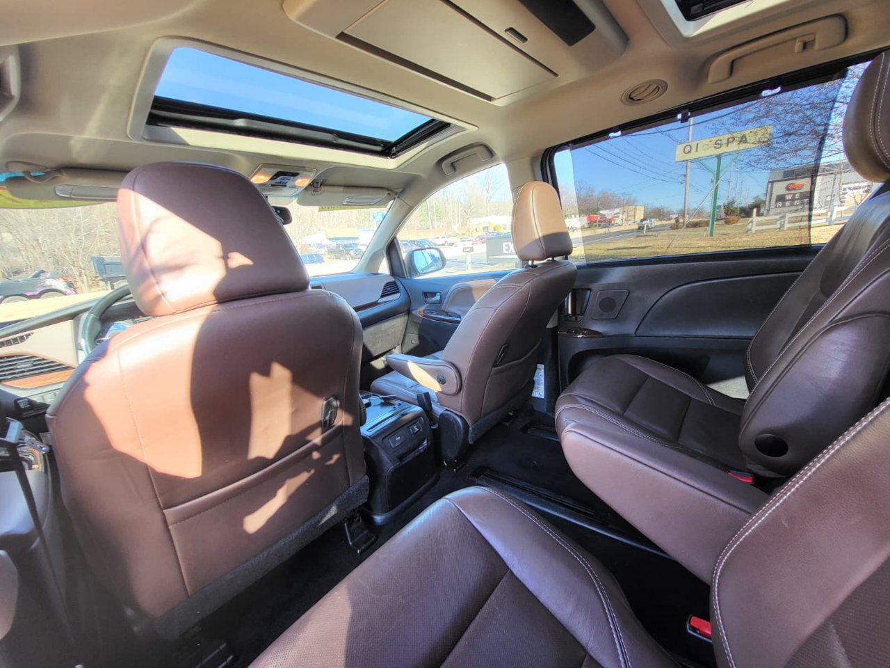 Toyota Sienna Limited Premium 7-Passenger 2017