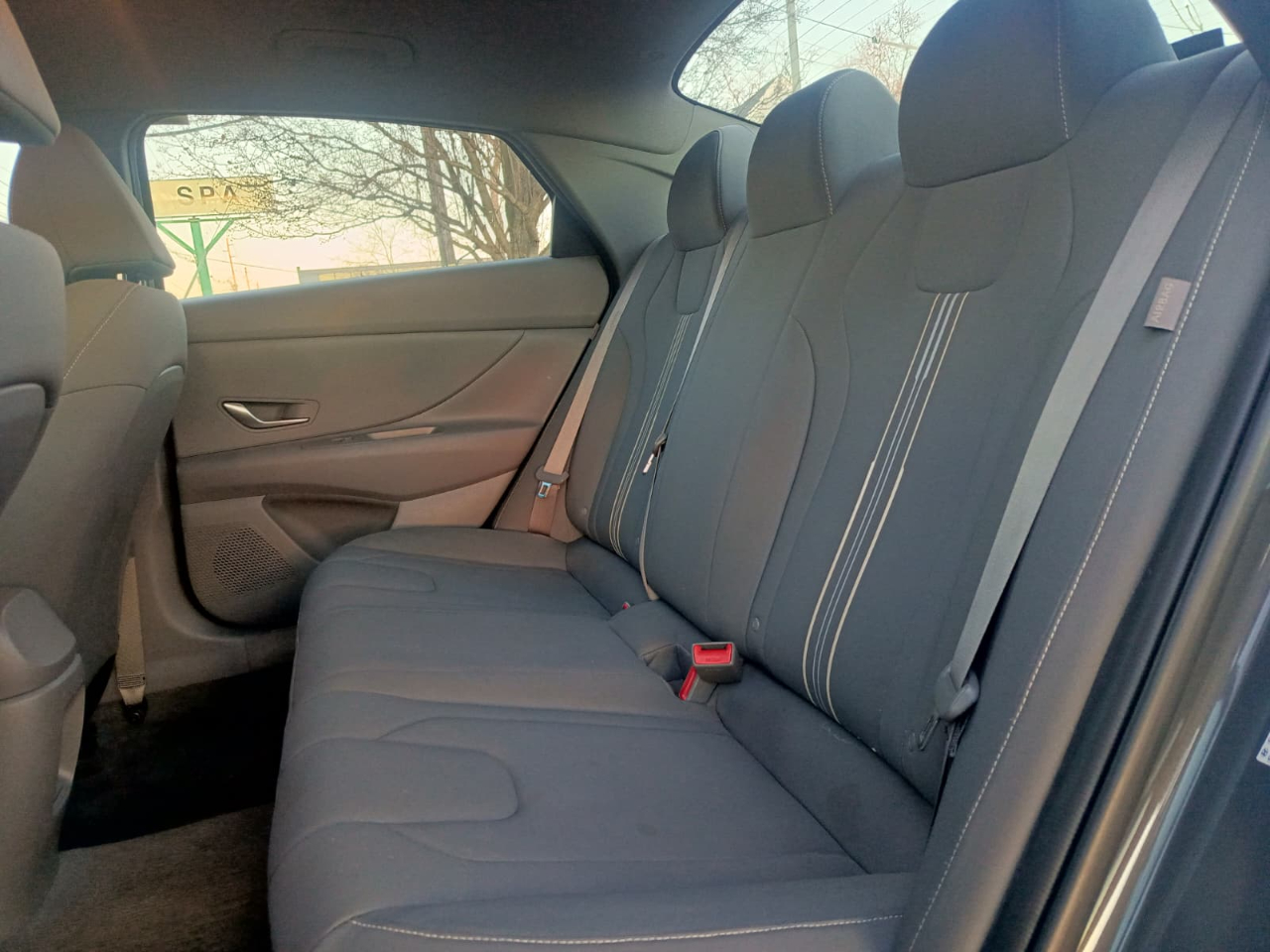 Hyundai Elantra SEL 2.0L Auto 2024