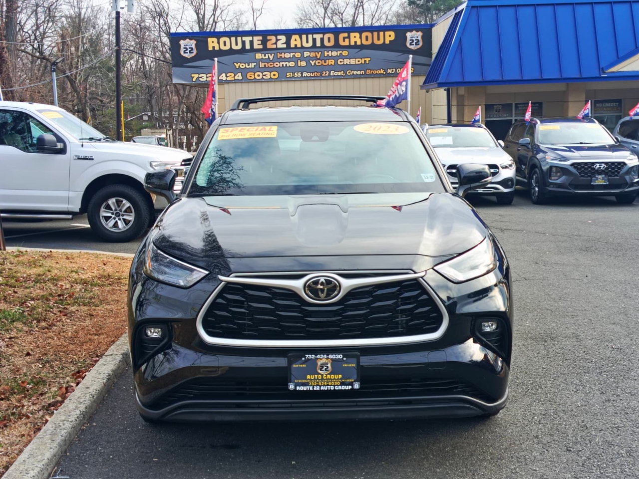 Toyota Highlander XLE 2023