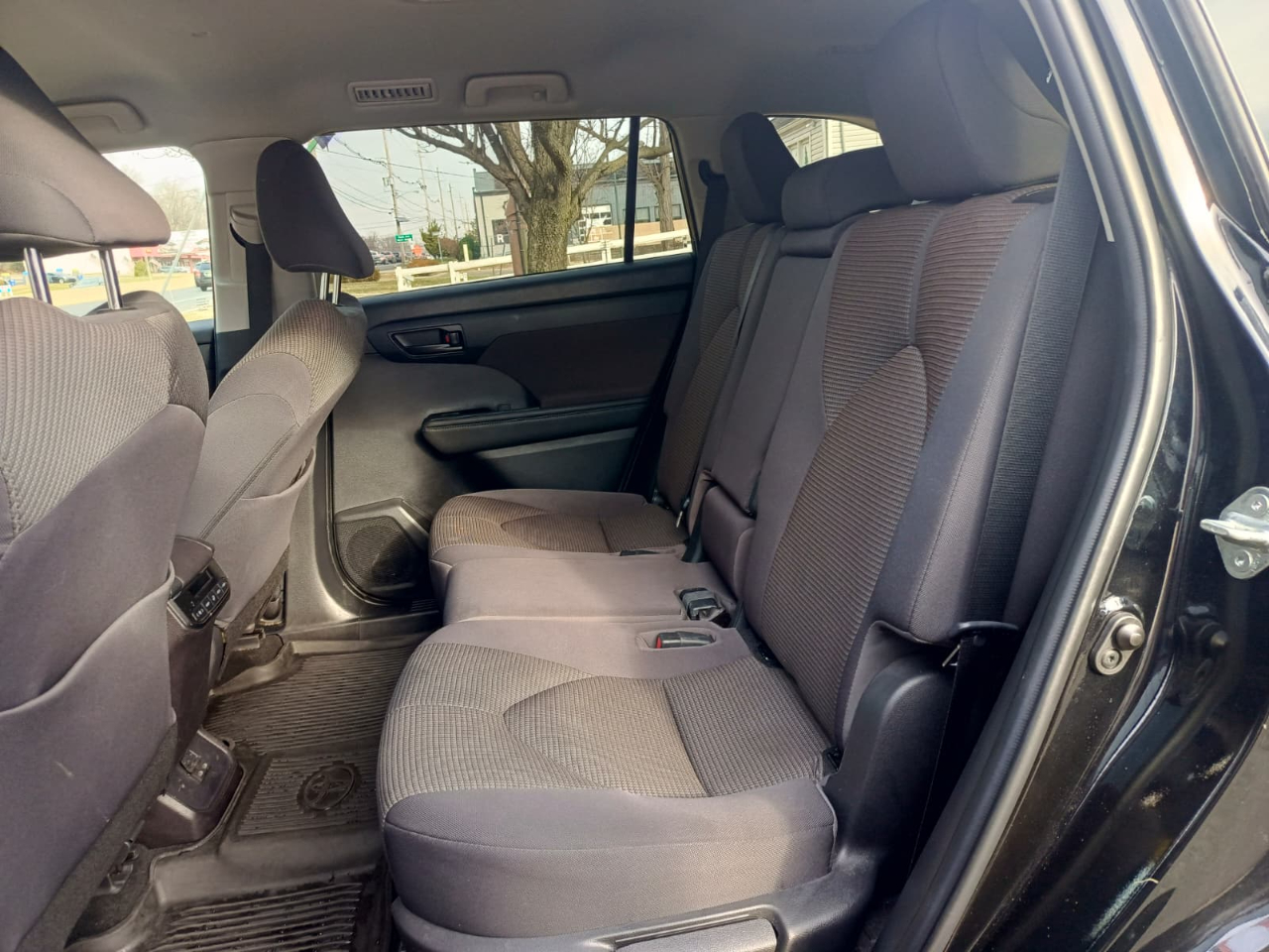 Toyota Highlander XLE 2023