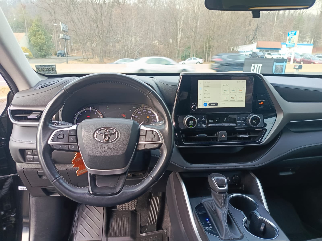 Toyota Highlander XLE 2023