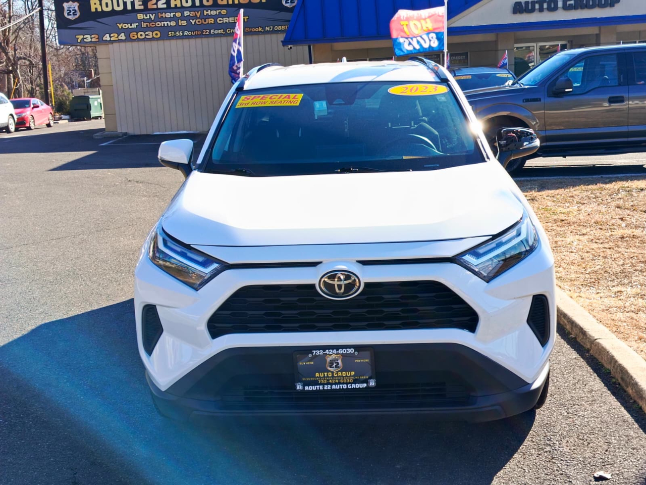 Toyota RAV4 XLE 4D SUV FWD 2023