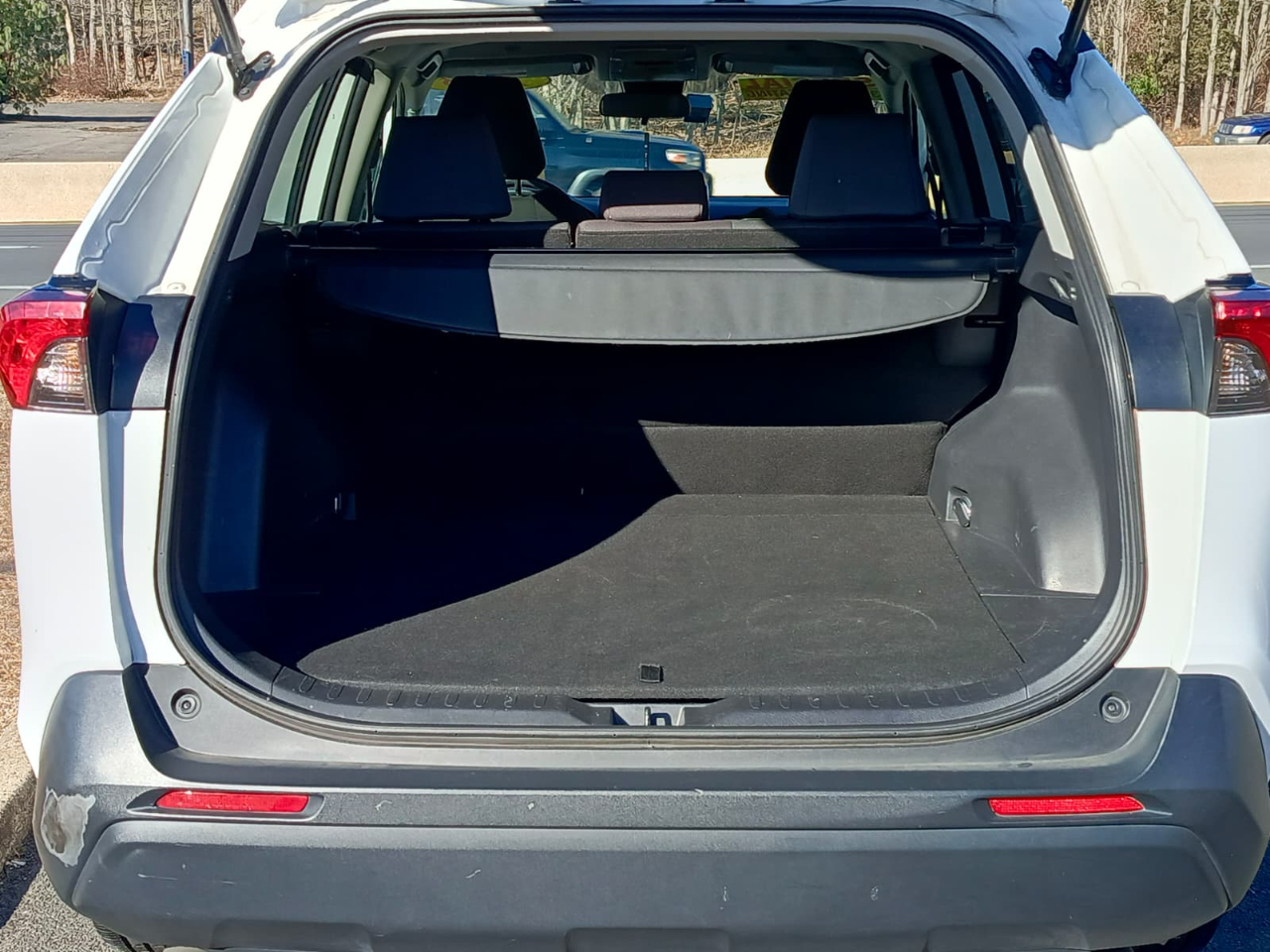 Toyota RAV4 XLE 4D SUV FWD 2023