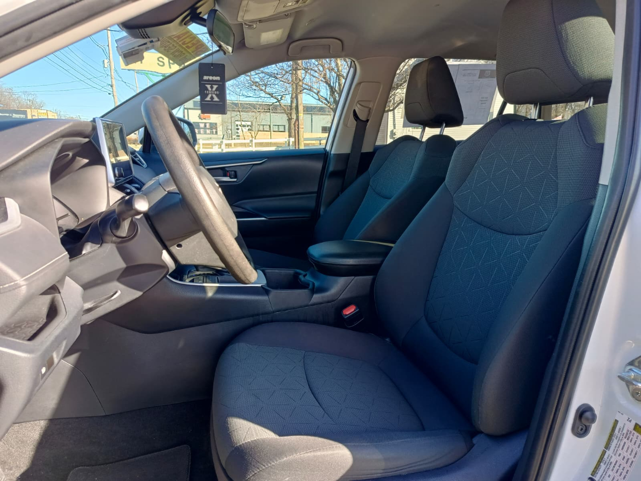 Toyota RAV4 XLE 4D SUV FWD 2023