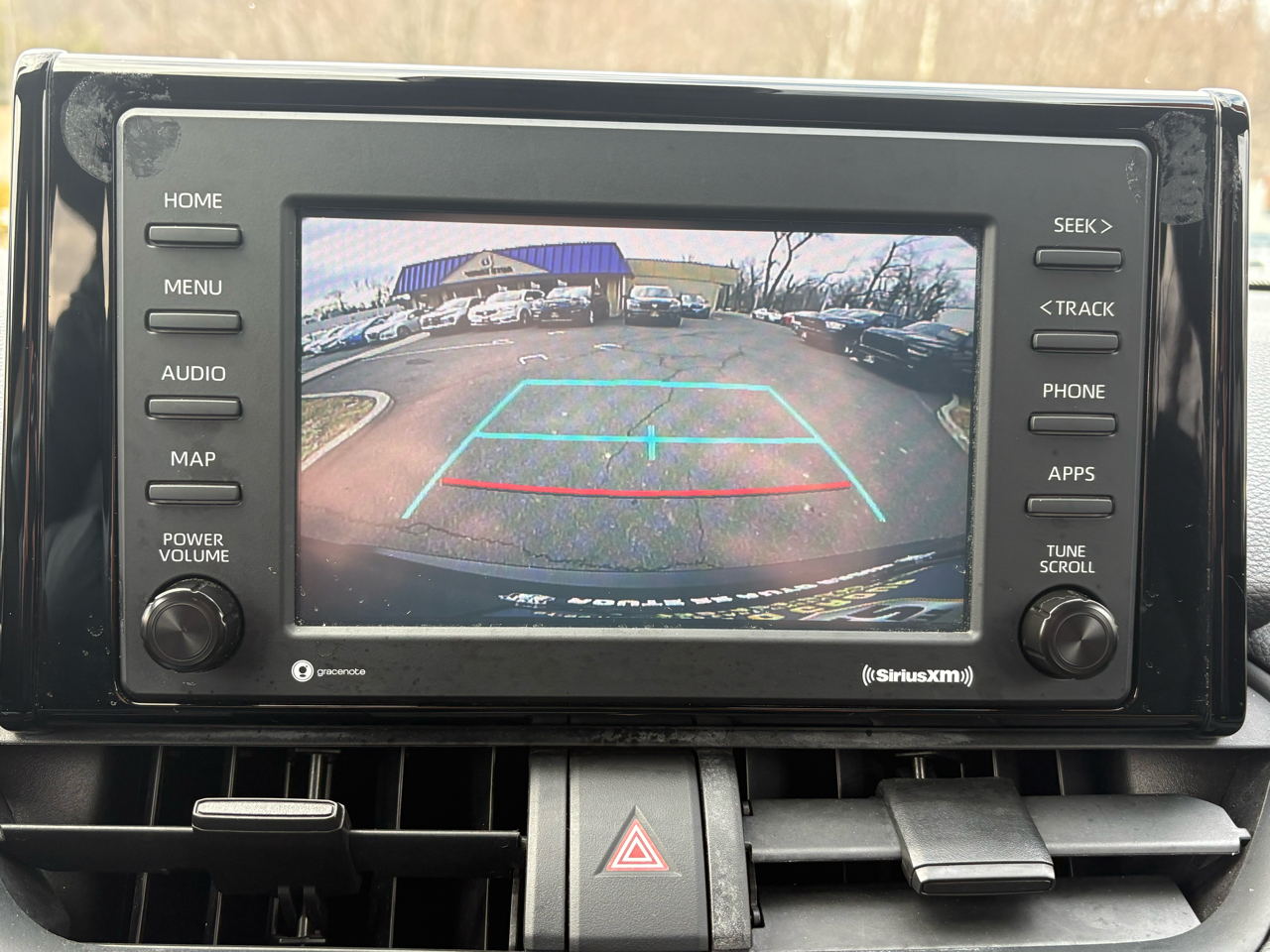 Toyota RAV4 XLE 2021