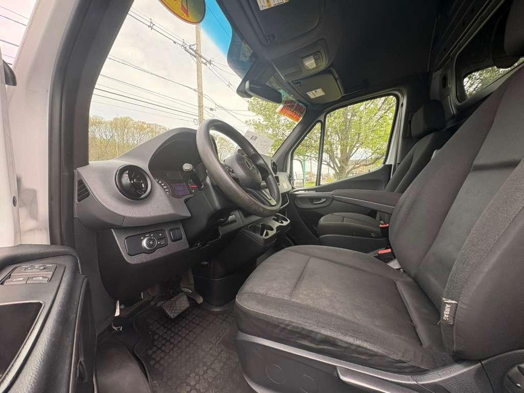 Mercedes-Benz Sprinter 2500 144-in. WB 2020