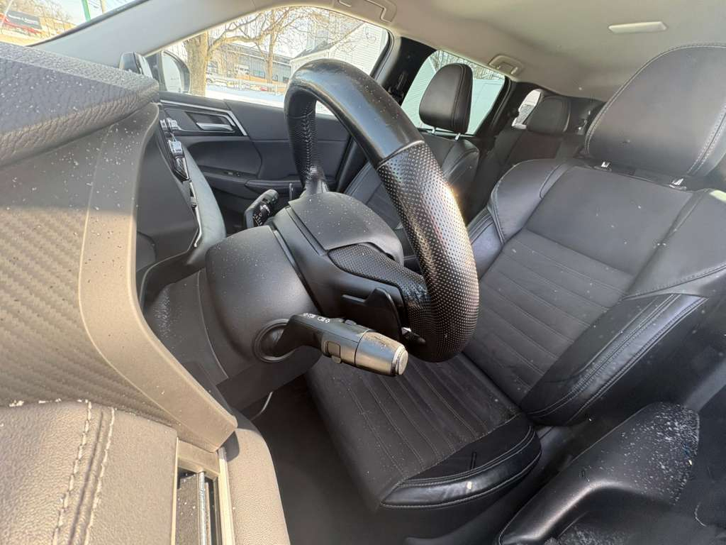 Mitsubishi Outlander SE 2WD 2022