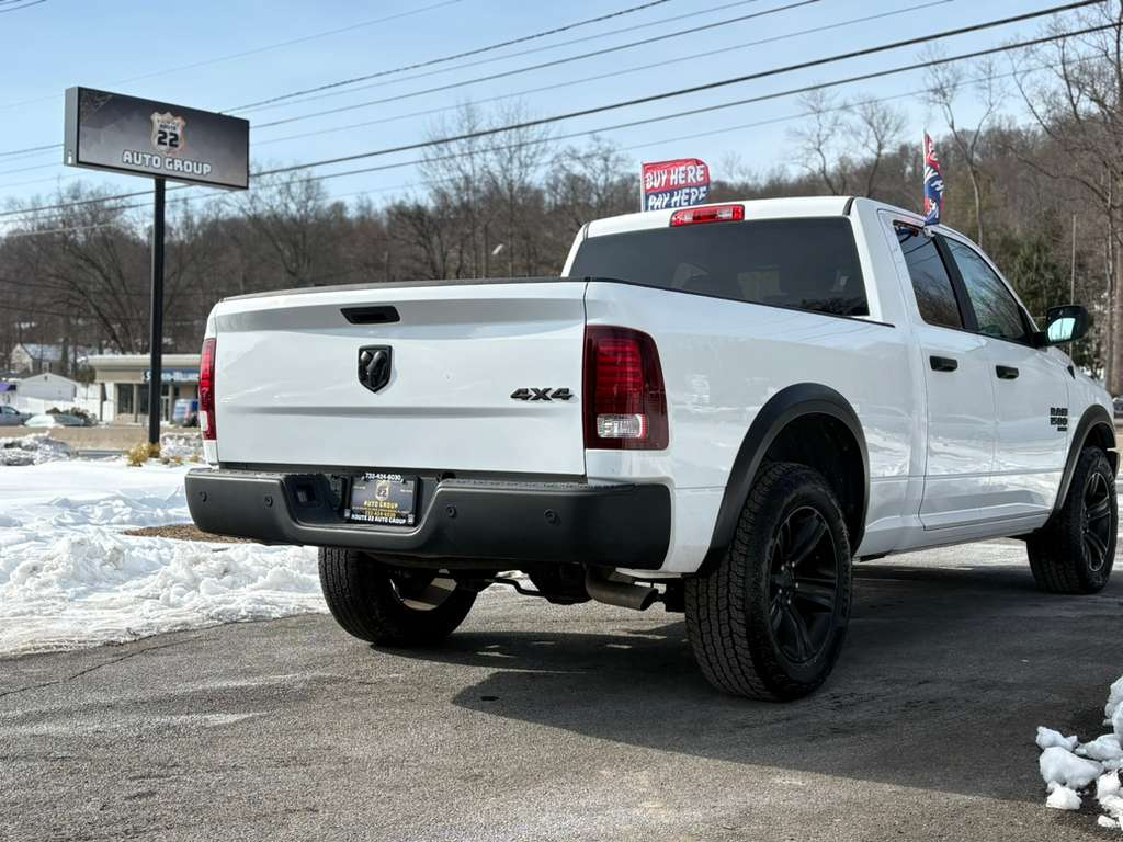RAM 1500 SLT Quad Cab 4WD 2023