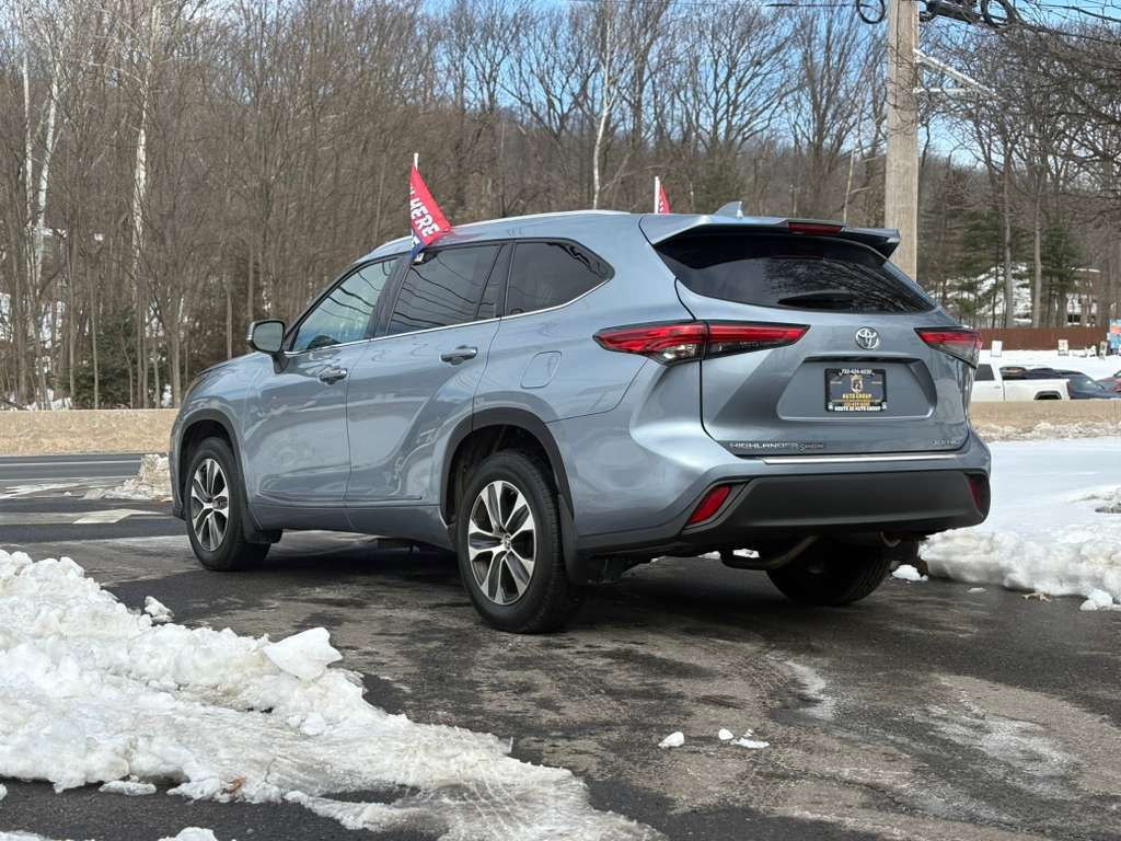 Toyota Highlander XLE AWD V6 2020