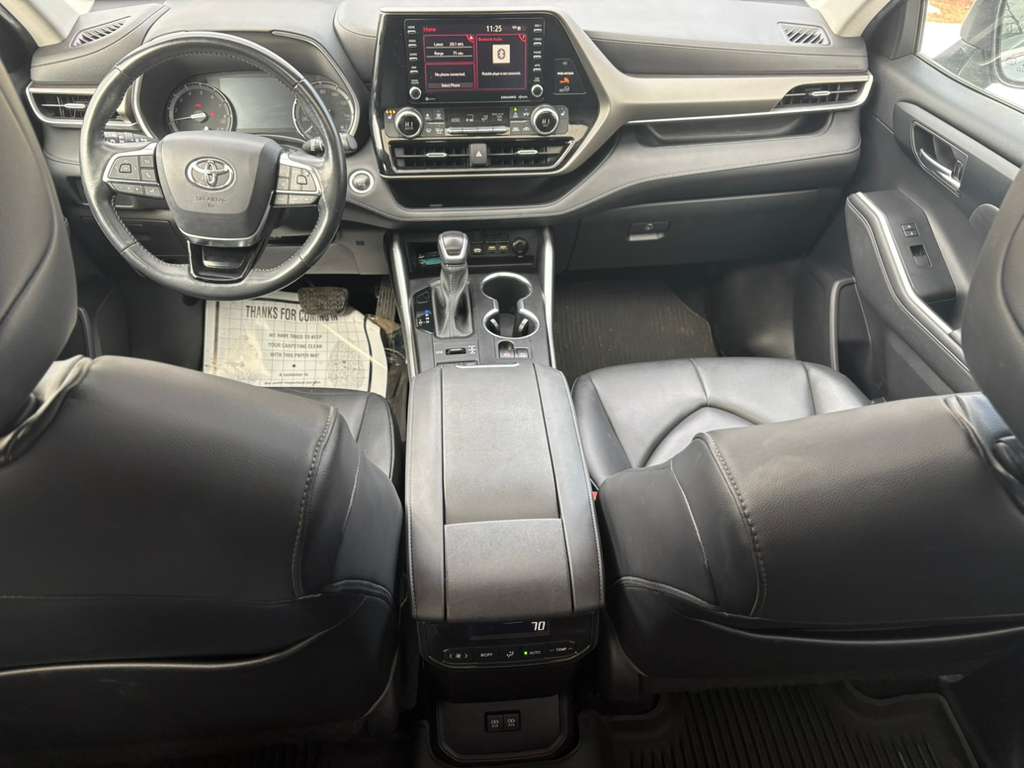 Toyota Highlander XLE AWD V6 2020