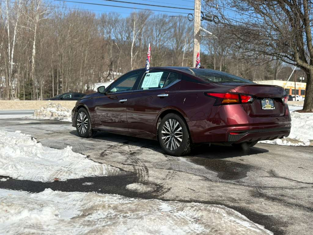 Nissan Altima 2.5 SV 2023