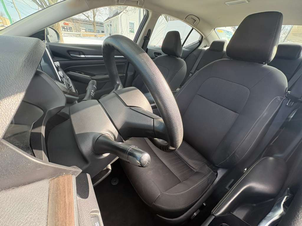 Nissan Altima 2.5 SV 2023