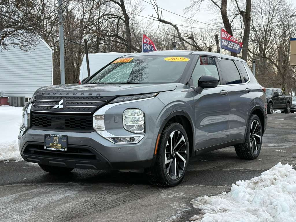 Mitsubishi Outlander SE 4WD 2022