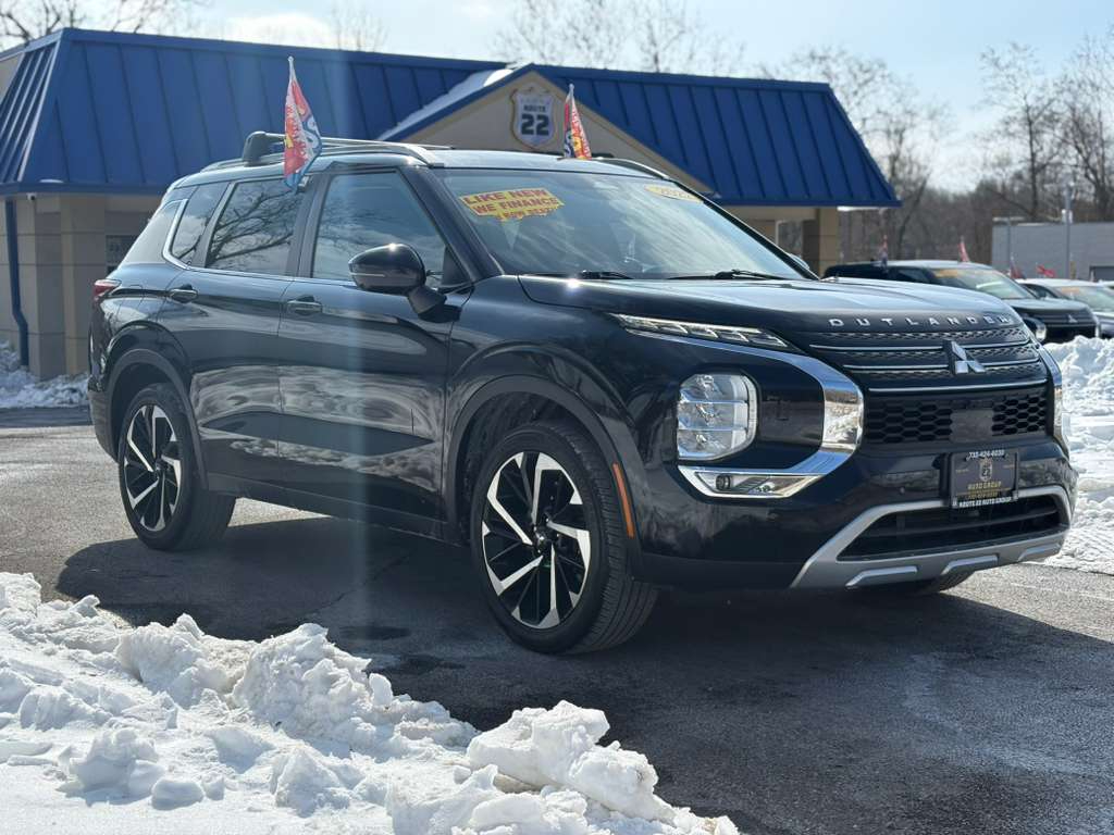 Mitsubishi Outlander SE 4WD 2022