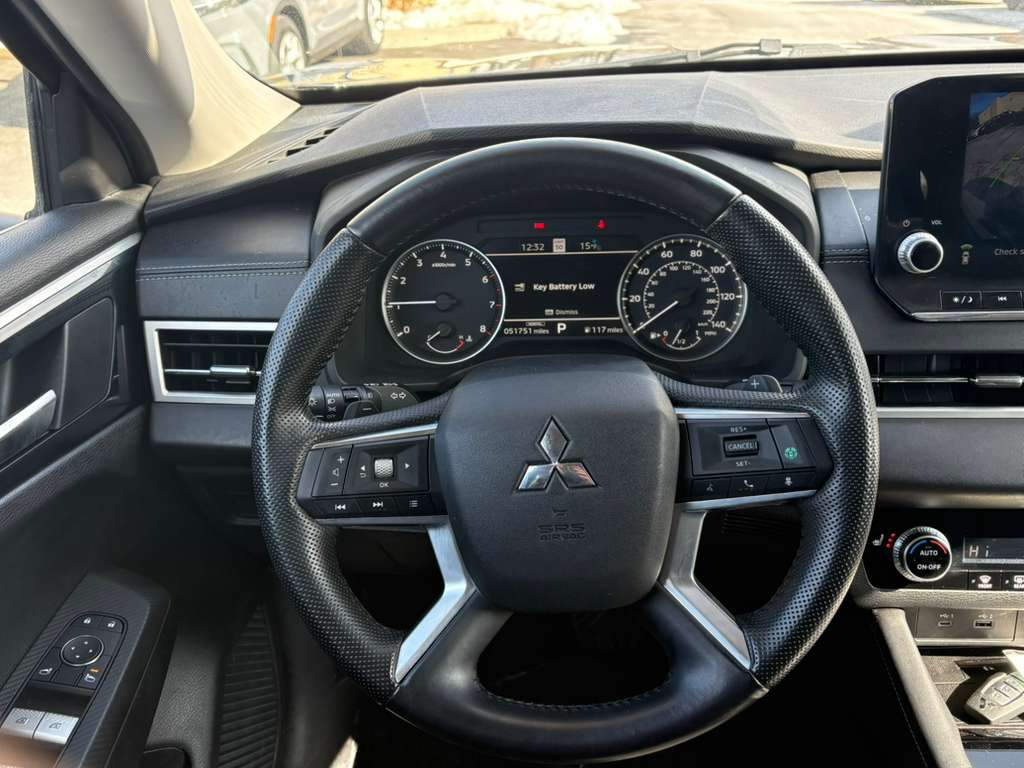 Mitsubishi Outlander SE 4WD 2022