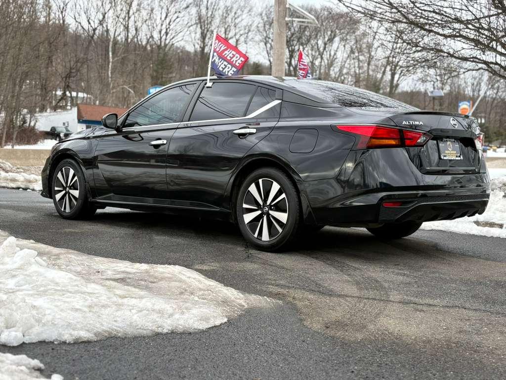 Nissan Altima 2.5 SV 2021