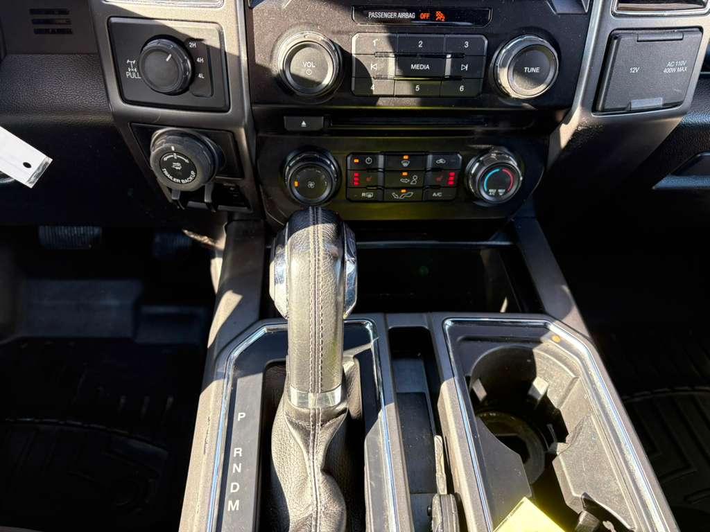 Ford F-150 Lariat SuperCrew 6.5-ft. Bed 4WD 2017