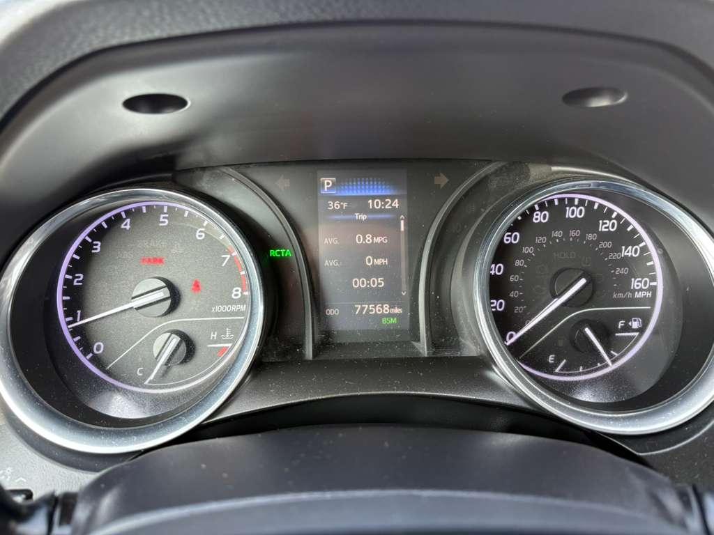 Toyota Camry SE 2019