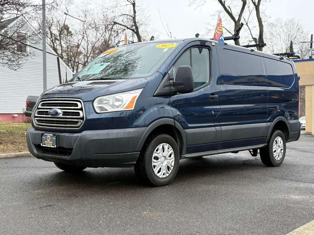 Ford Transit 250 Van Low Roof 60/40 Pass.130-in. WB 2017