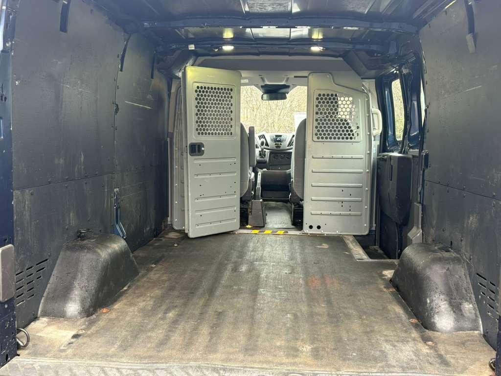 Ford Transit 250 Van Low Roof 60/40 Pass.130-in. WB 2017
