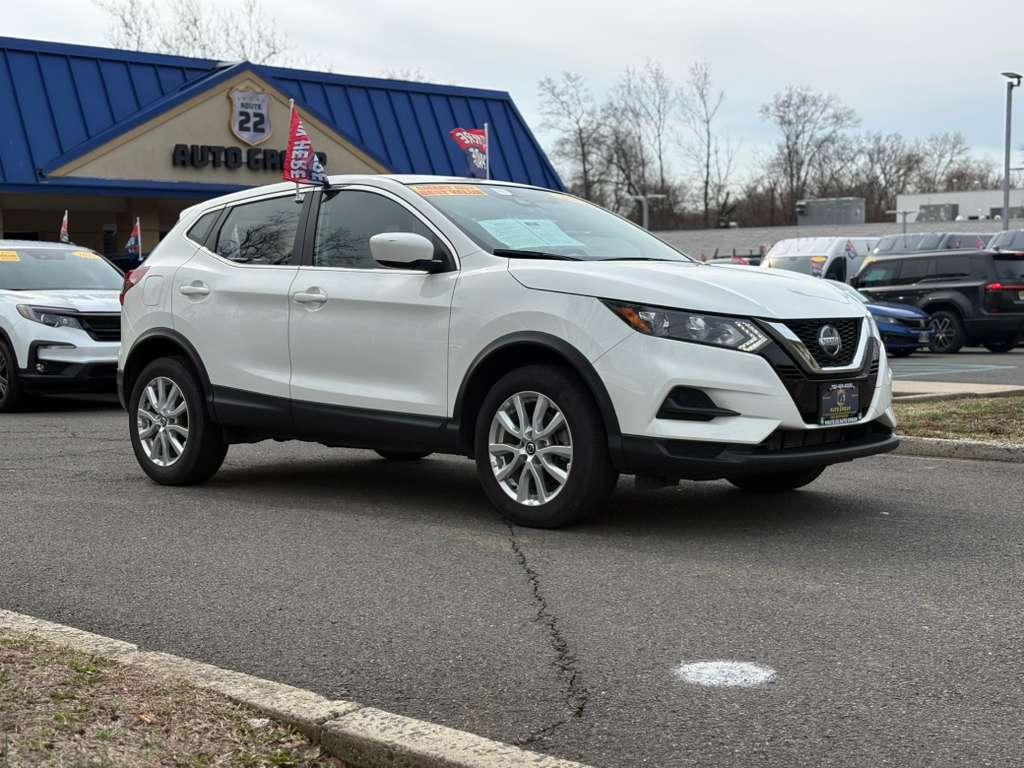 Nissan Rogue Sport S 2022