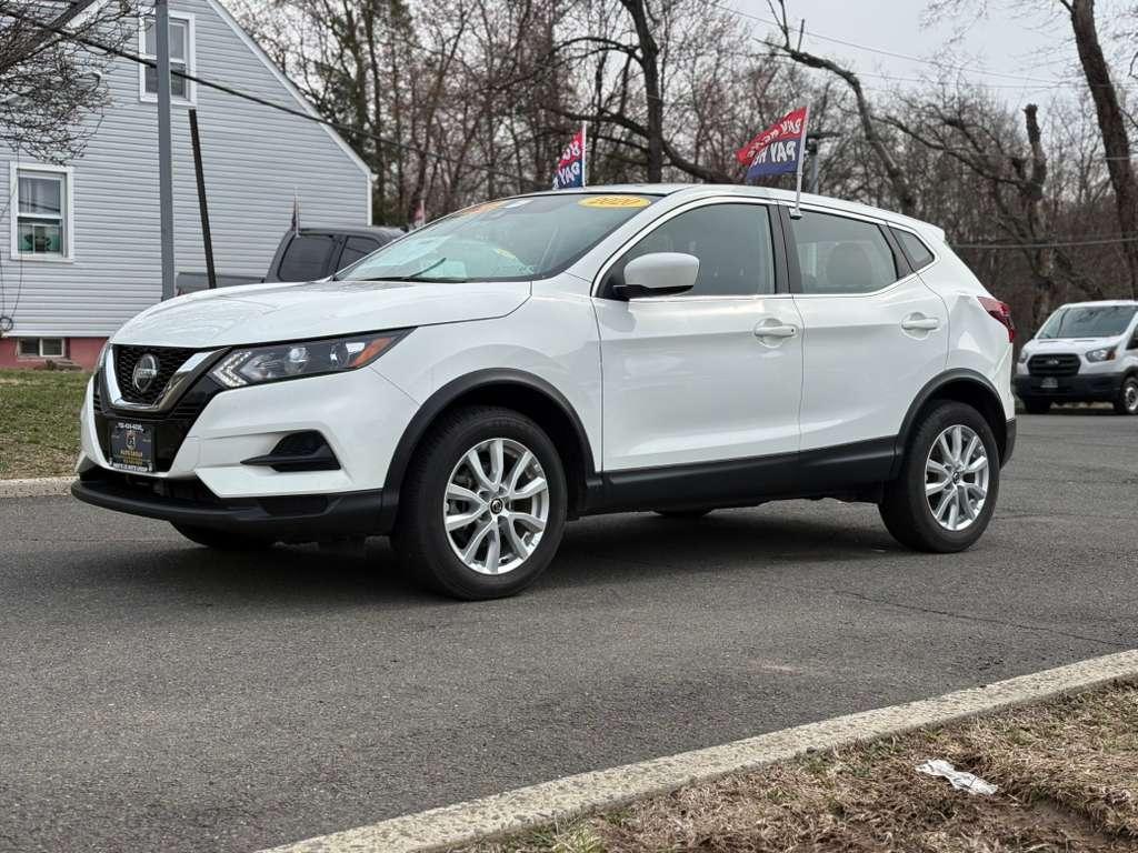 Nissan Rogue Sport S 2022