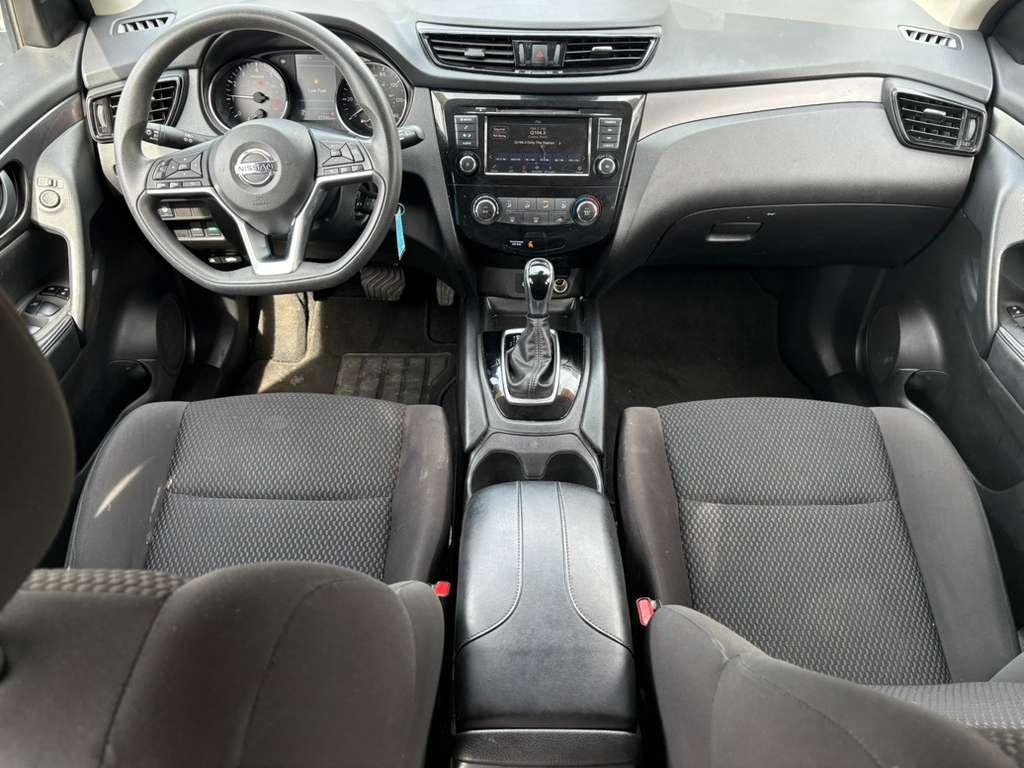 Nissan Rogue Sport S 2022