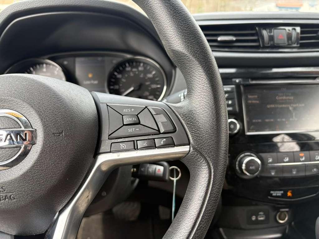 Nissan Rogue Sport S 2022