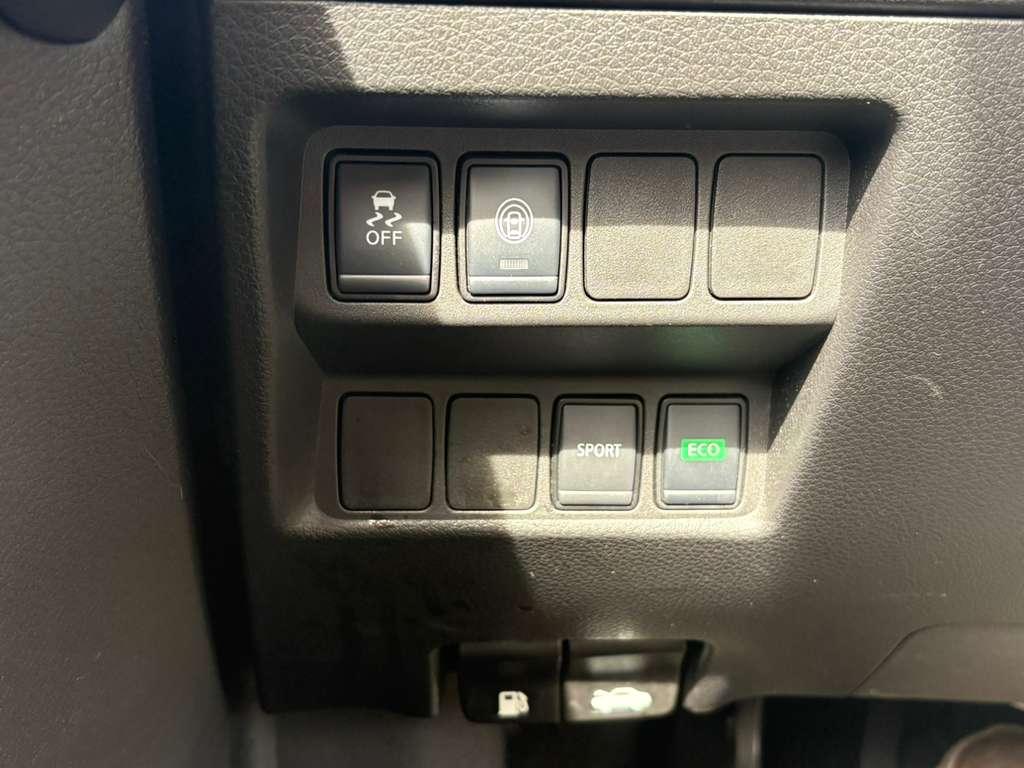 Nissan Rogue Sport S 2022