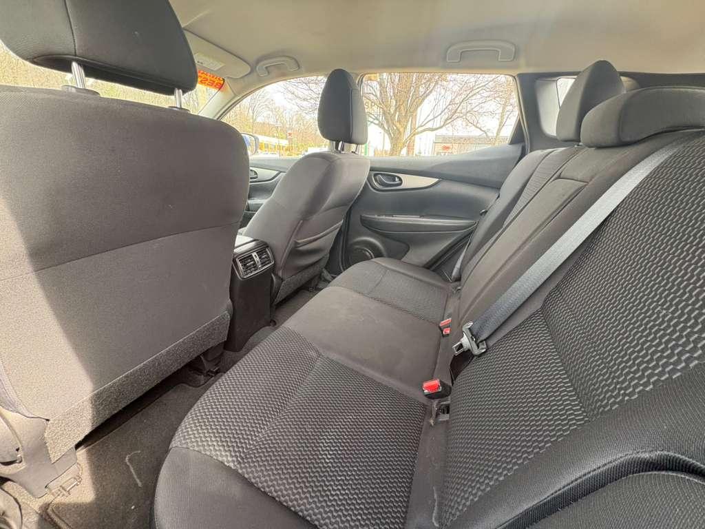 Nissan Rogue Sport S 2022