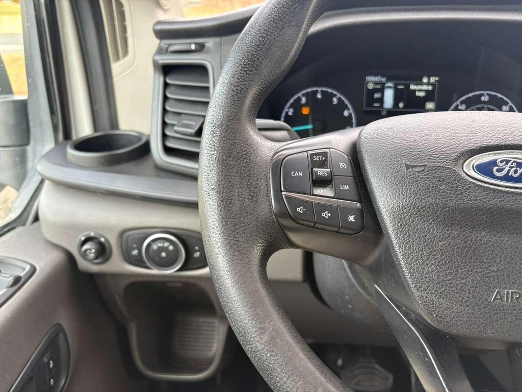 Ford Transit 250 Van Med. Roof w/Sliding Pass. 130-in. WB 2020