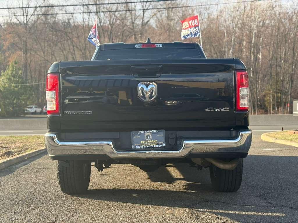 RAM 1500 Big Horn Quad Cab 4WD 2022