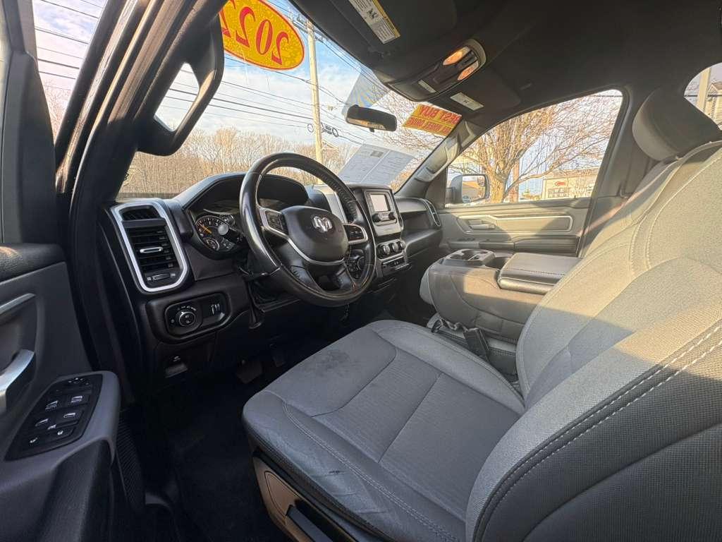 RAM 1500 Big Horn Quad Cab 4WD 2022