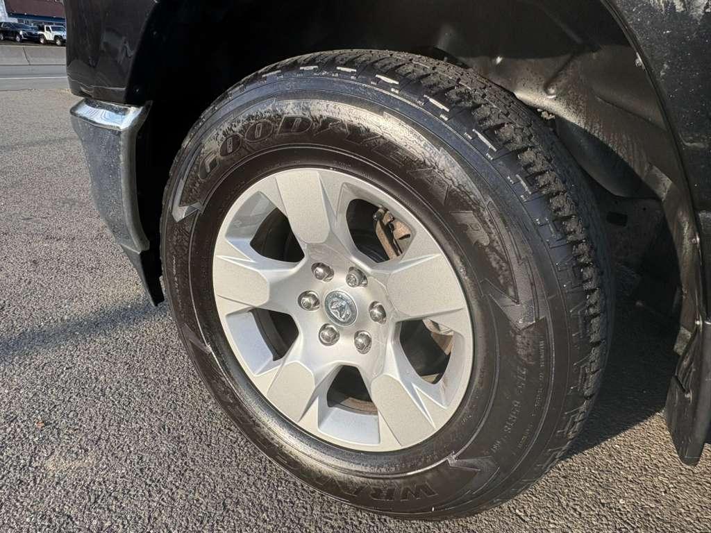 RAM 1500 Big Horn Quad Cab 4WD 2022