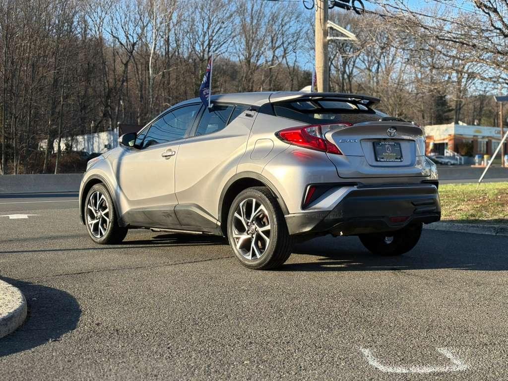 Toyota C-HR XLE 2018