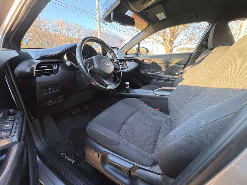 Toyota C-HR XLE 2018
