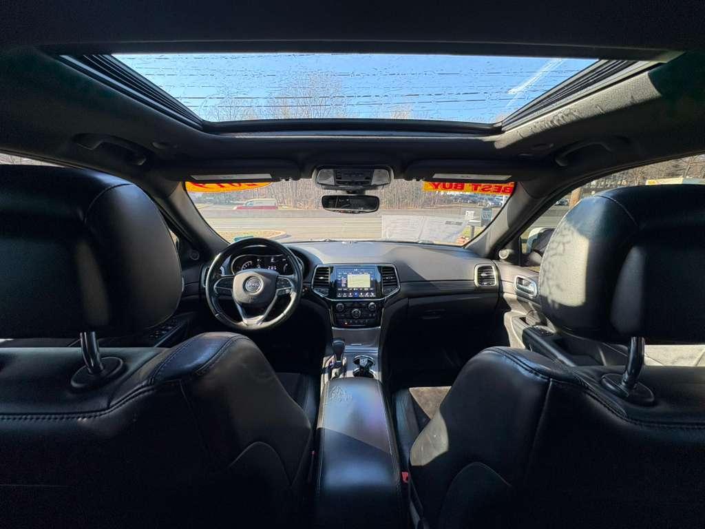 Jeep Grand Cherokee Laredo 4WD 2019