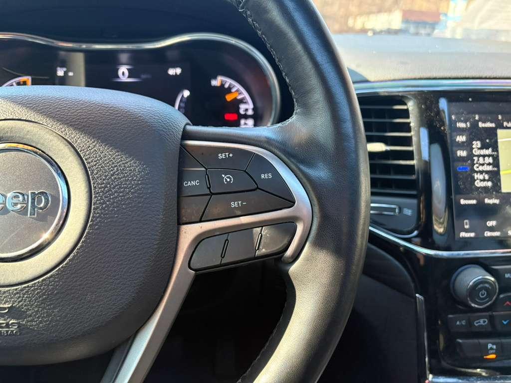 Jeep Grand Cherokee Laredo 4WD 2019