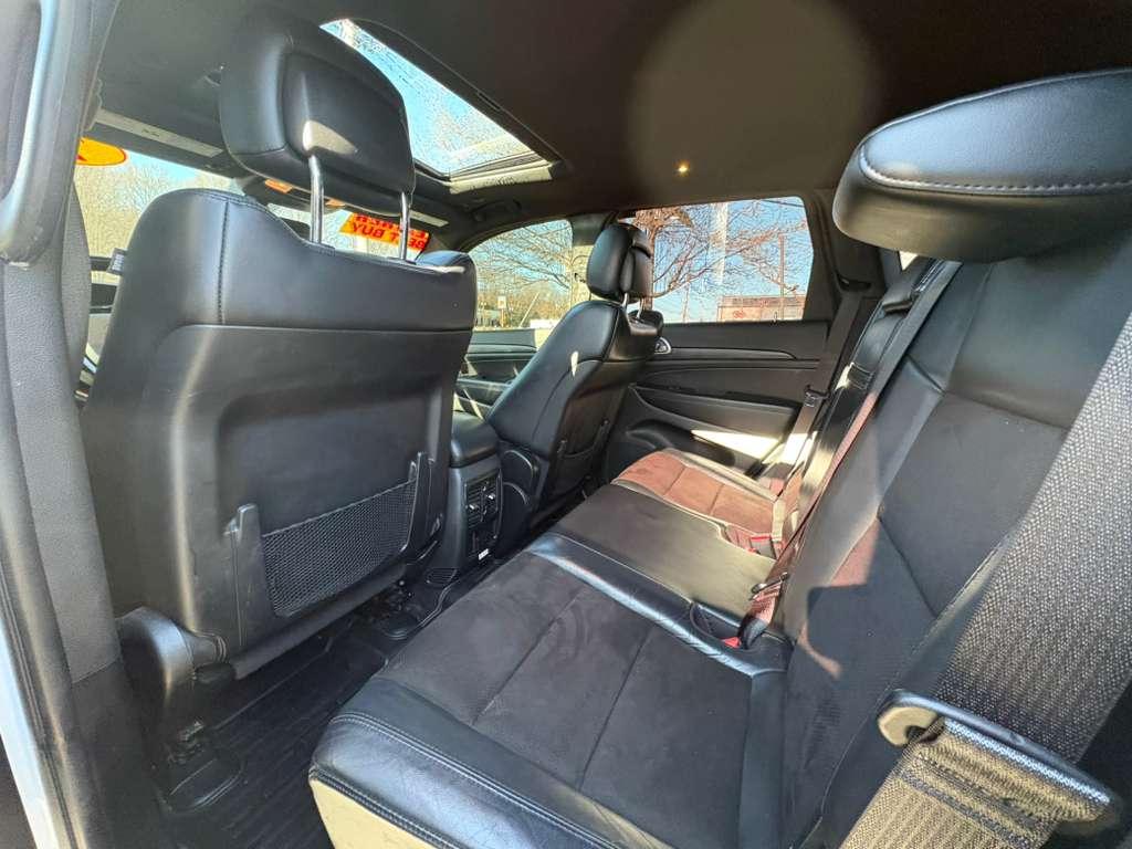 Jeep Grand Cherokee Laredo 4WD 2019