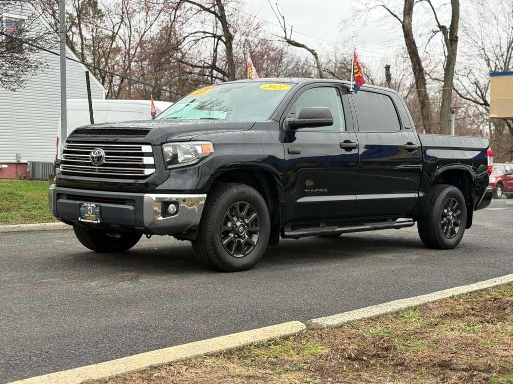 Toyota Tundra SR5 5.7L V8 CrewMax 2WD 2021