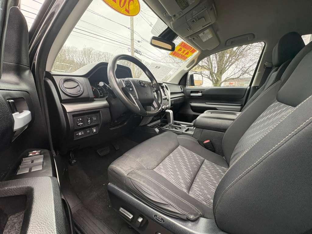 Toyota Tundra SR5 5.7L V8 CrewMax 2WD 2021