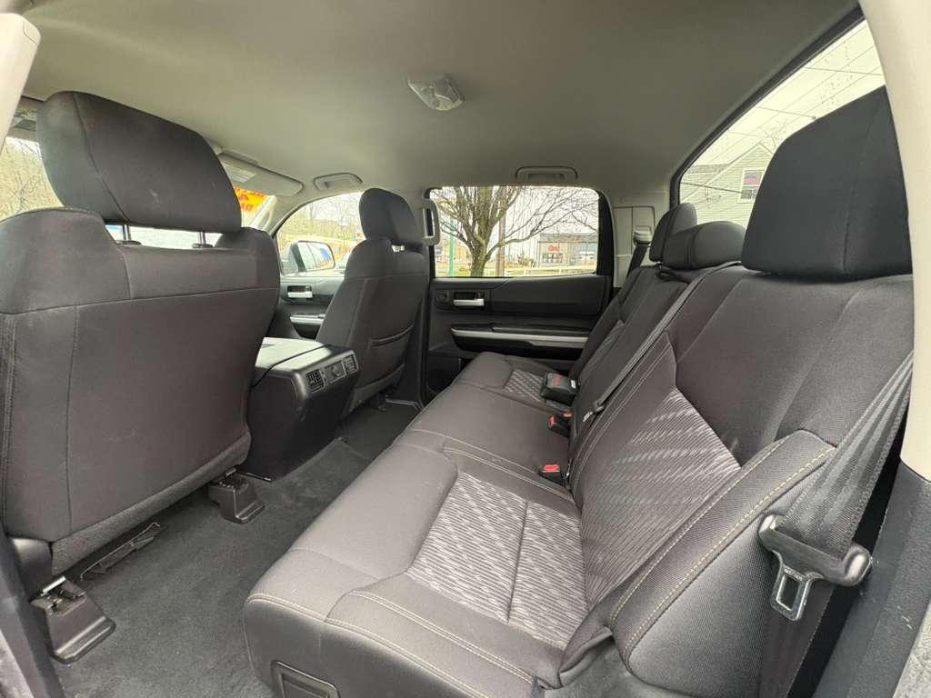 Toyota Tundra SR5 5.7L V8 CrewMax 2WD 2021